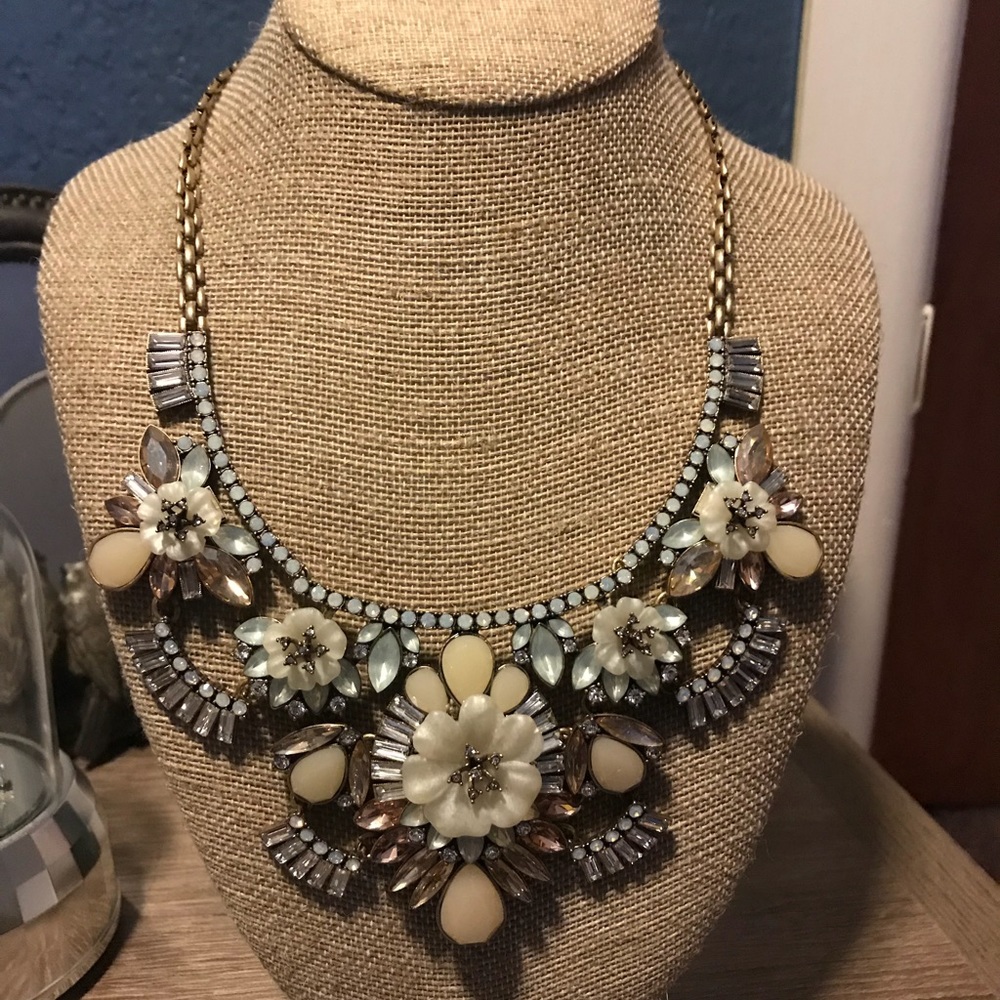 Chloe & Isabel Bella Fiore Statement Necklace